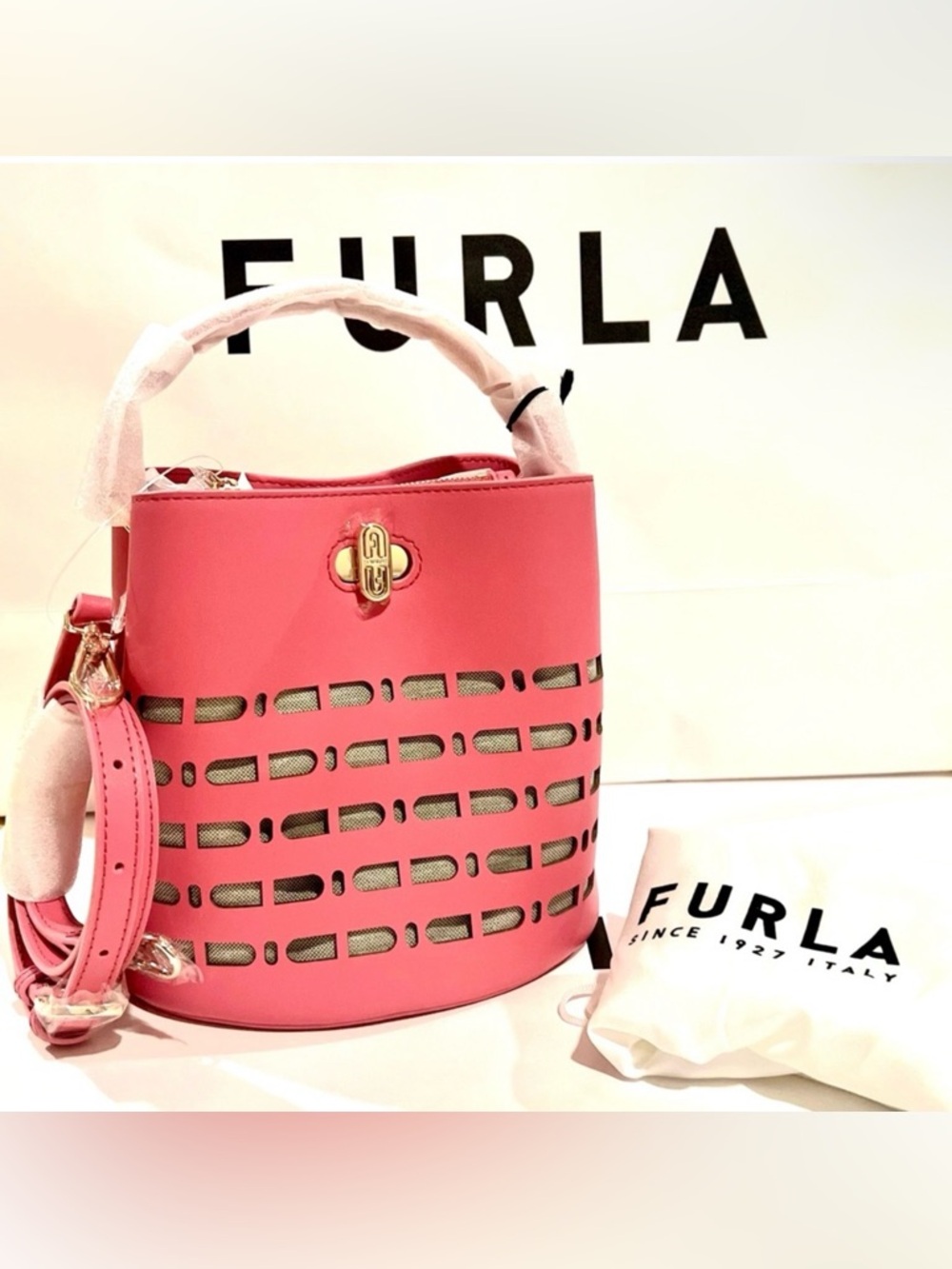 FURLA DANAE MINI BUCKET BAG NWT